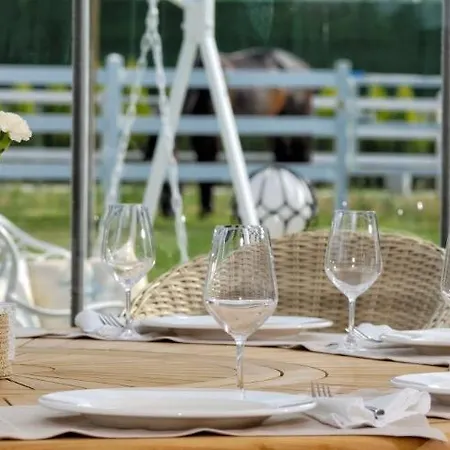 בית חווה B. Equine Range Narlidere