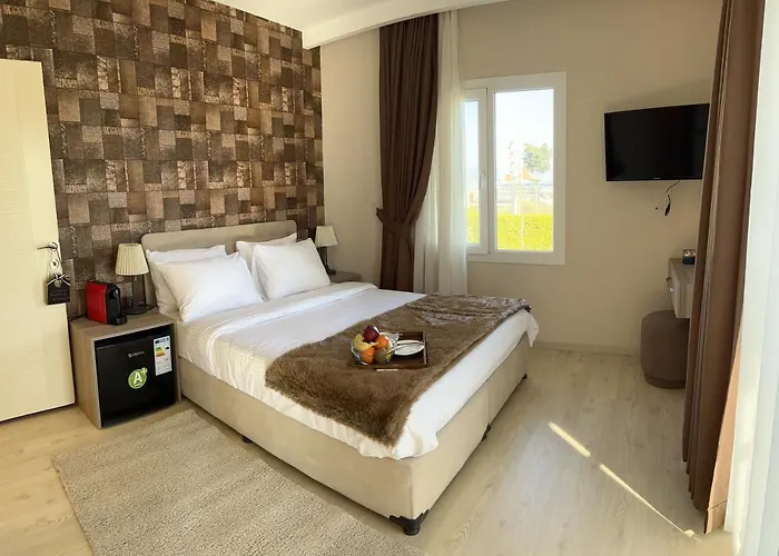 בית חווה B. Equine Range