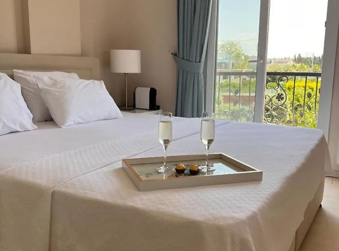 B. Equine Range Lantgård *